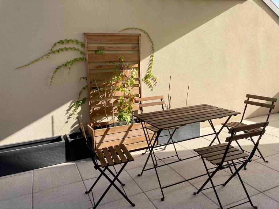 דירות אנז'ה Quai Sud - Gare, 100 M2, Parking, Wifi, Superette, Lave Linge מראה חיצוני תמונה