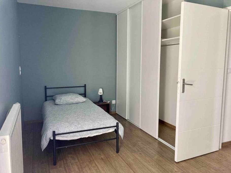 דירות אנז'ה Quai Sud - Gare, 100 M2, Parking, Wifi, Superette, Lave Linge מראה חיצוני תמונה
