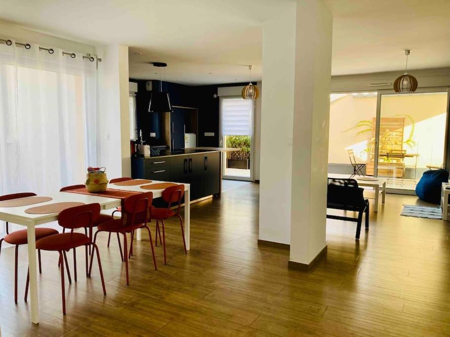 דירות אנז'ה Quai Sud - Gare, 100 M2, Parking, Wifi, Superette, Lave Linge מראה חיצוני תמונה